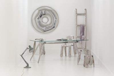 Rondo Spiegel von Zieta, 95 cm Durchmesser, runder Wandspiegel aus poliertem Stahl.